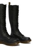 DR. MARTENS - snørestøvle