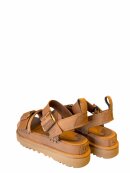 UGG - goldenstar