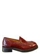 MAT:20 - loafer
